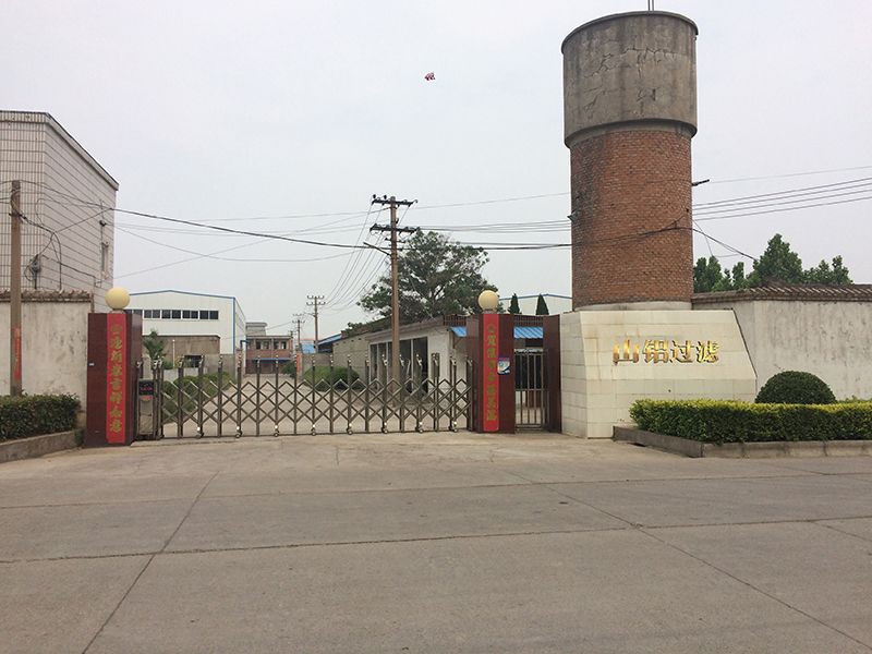 工厂大门 (1)